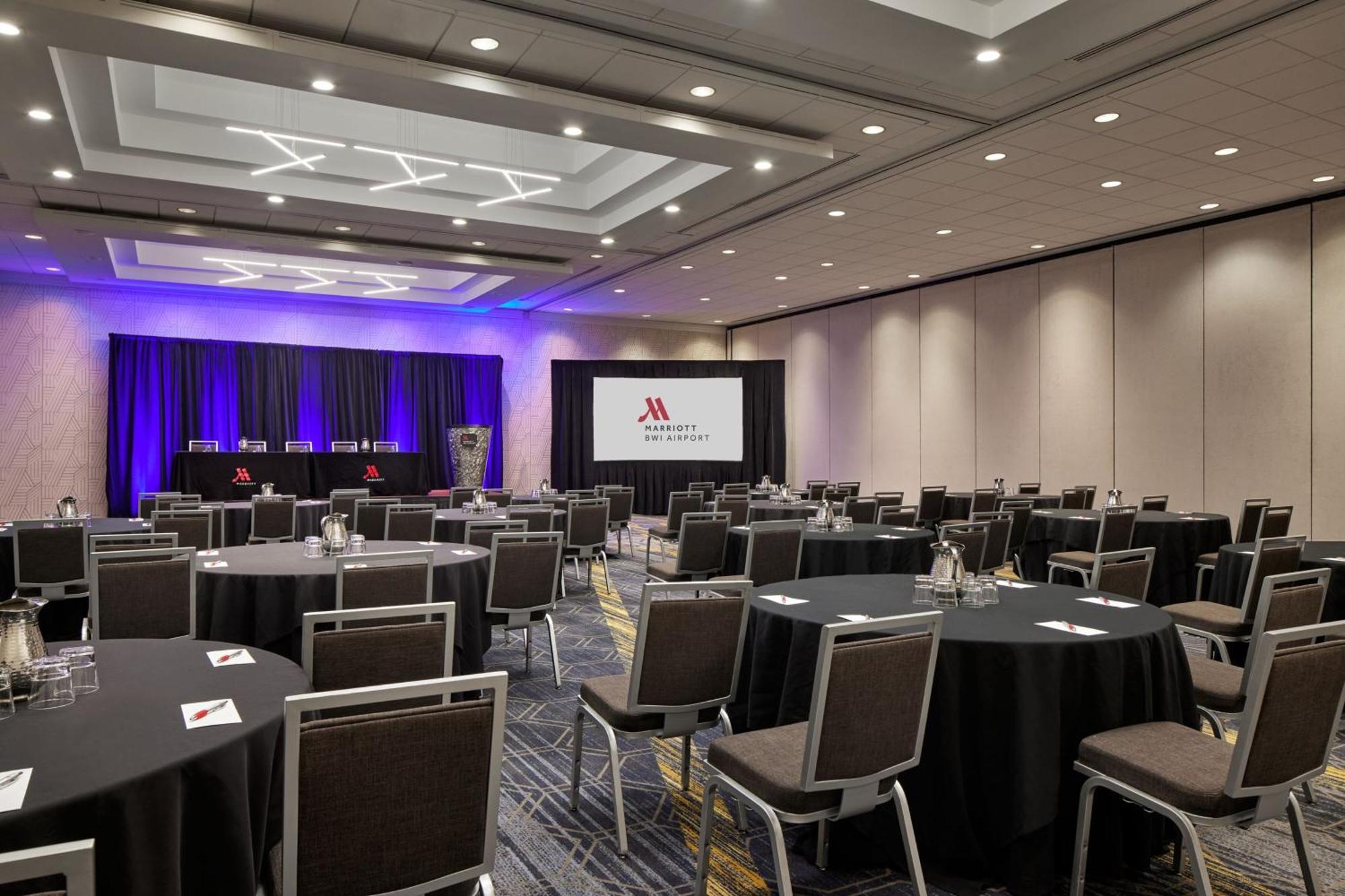 Отель BWI Airport Marriott Линтикам Экстерьер фото