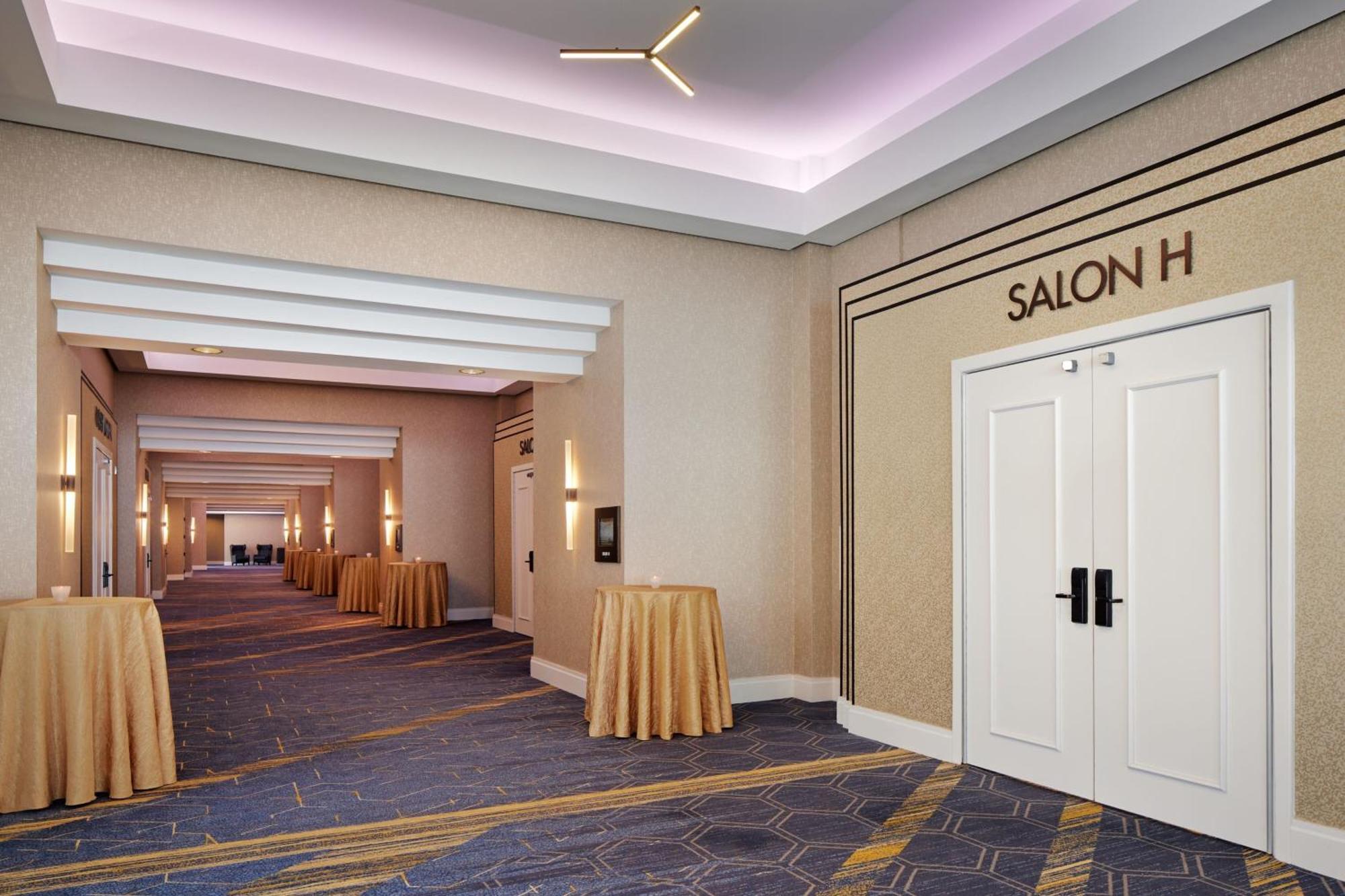Отель BWI Airport Marriott Линтикам Экстерьер фото