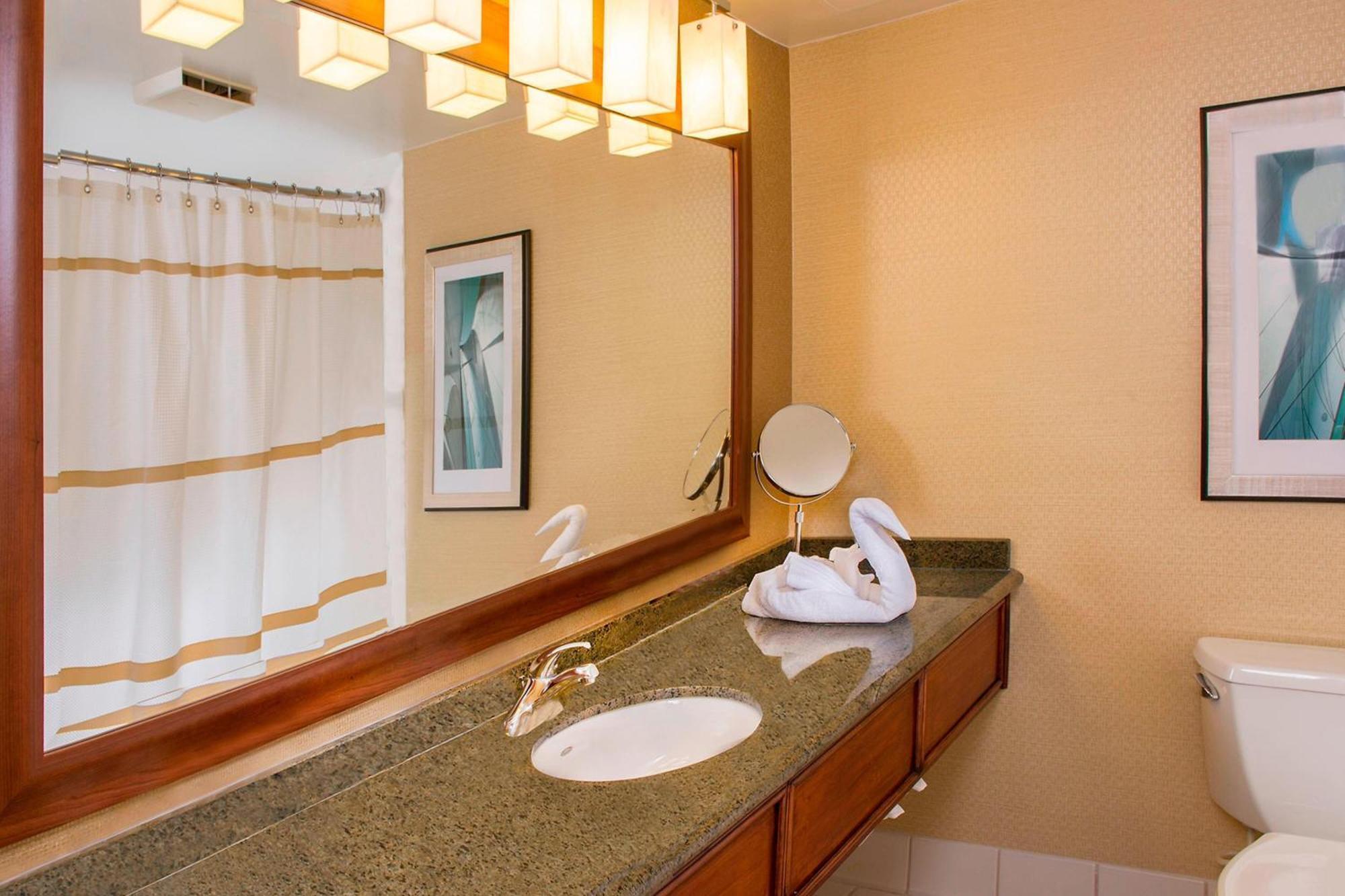 Отель BWI Airport Marriott Линтикам Экстерьер фото