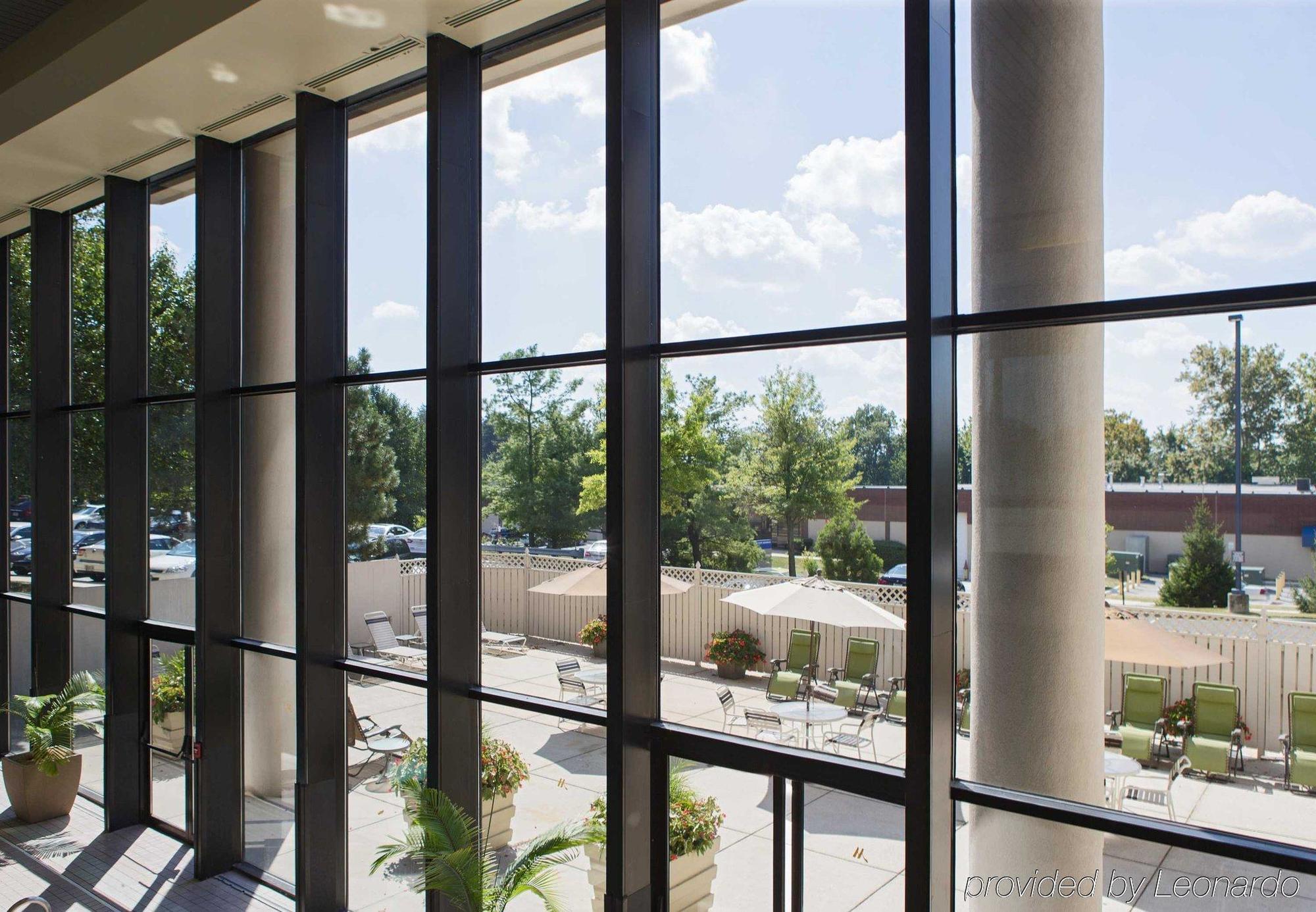 Отель BWI Airport Marriott Линтикам Экстерьер фото